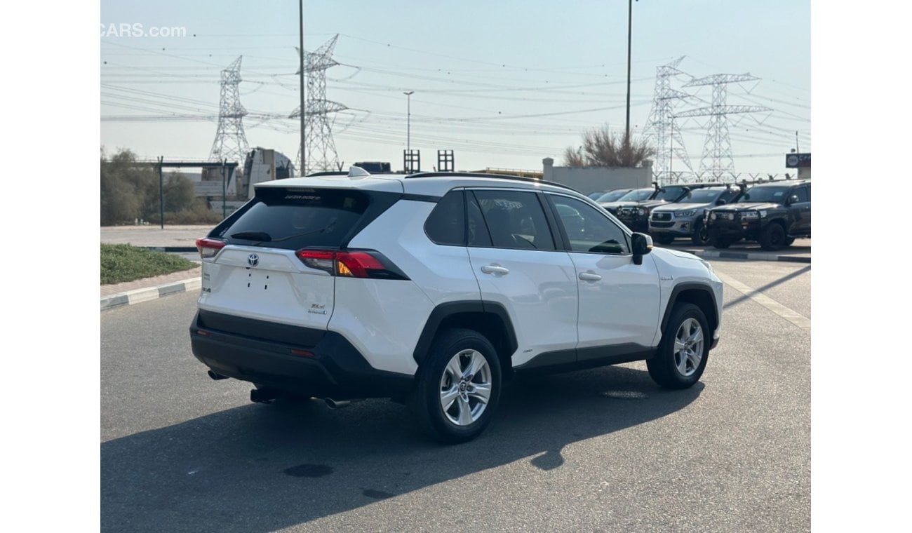 تويوتا راف ٤ TOYOTA RAV4 Hybrid XLE