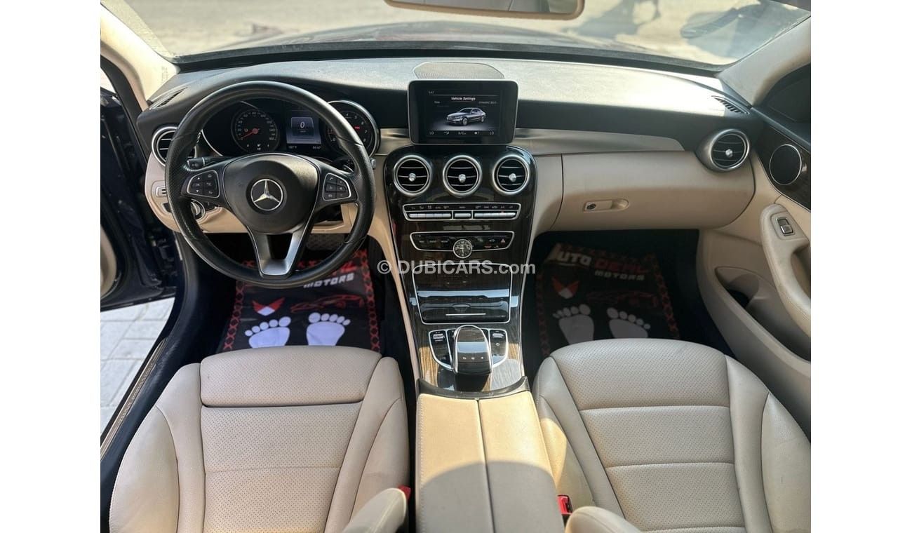 Mercedes-Benz C 300 Luxury 2.0L