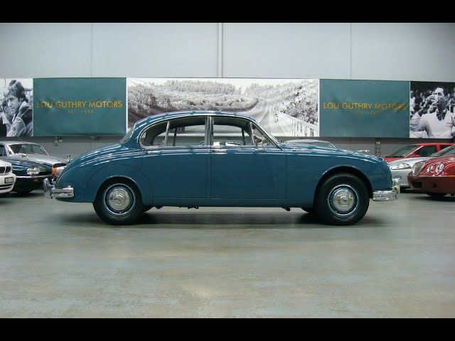 Jaguar MK II exterior - Side Profile