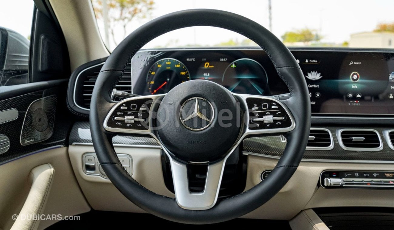 مرسيدس بنز GLE 450 AMG 3.0L PETROL 4MATIC - MOJAVE SILVER: PANORAMIC ROOF, 360° CAMERA