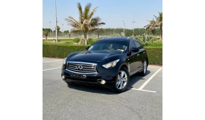 Infiniti QX70 Excellence Good condition car GCC