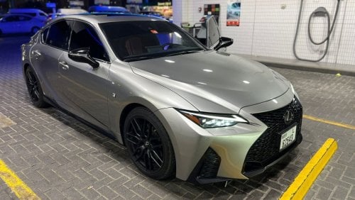 Lexus IS350