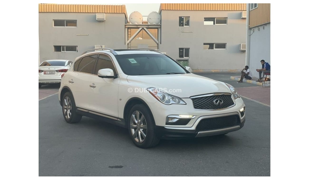 إنفينيتي QX50 التميز 3.7CC ، الولايات المتحدة الأمريكية ، حالة ممتازة