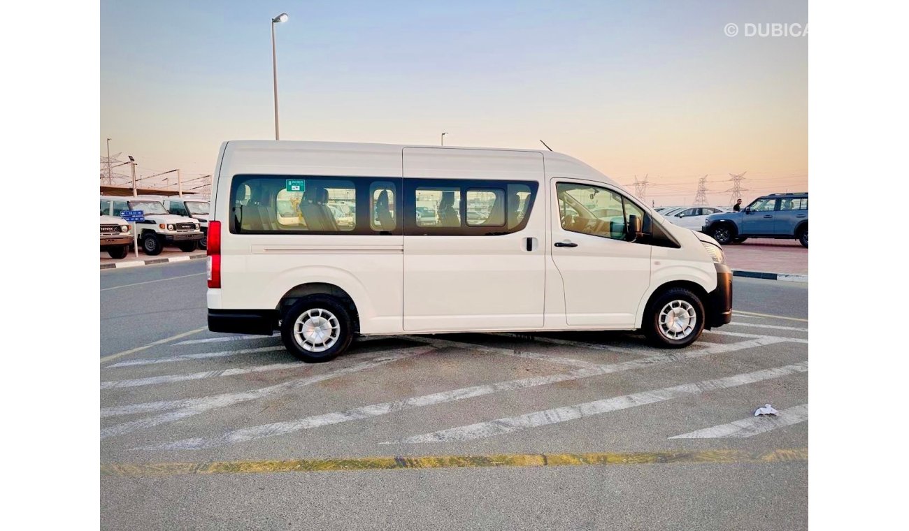 Toyota Hiace Van High Roof