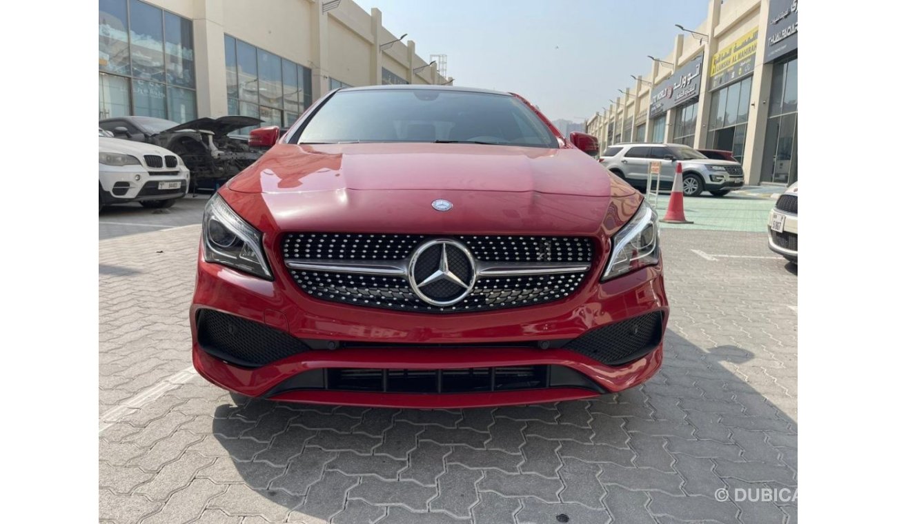 Mercedes-Benz CLA 200