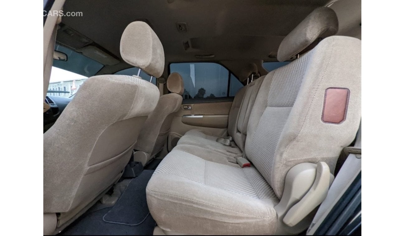 Toyota Fortuner Toyota Fortuner 2013 v4 full options top of the range