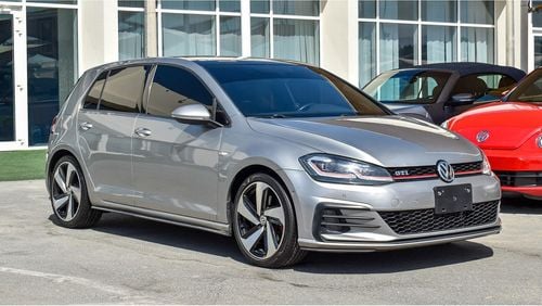 فولكس واجن جولف GTI