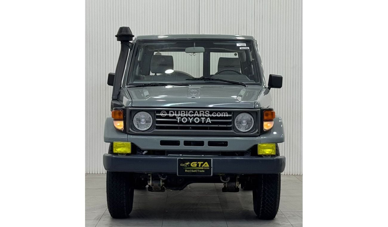 Toyota Land Cruiser 70 1992 Toyota Land Cruiser 70, Excellent Condition, GCC