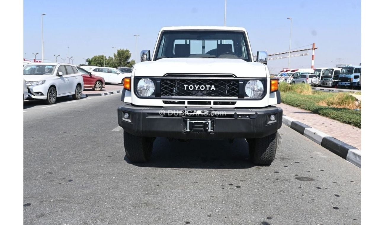 تويوتا لاند كروزر بيك آب TOYOTA LAND CRUISER LC79 S/C MODEL 2024 GCC 4.0L