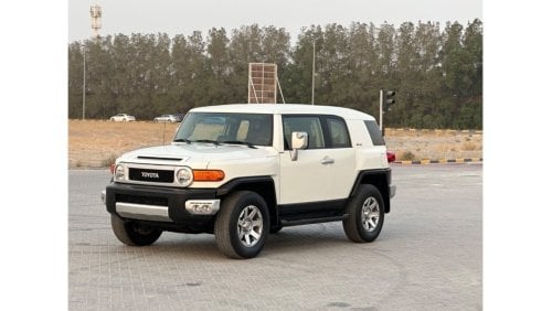 Toyota FJ Cruiser MODEL 2019 GCC ONE OWNER  PERFECT CONDITION GXR