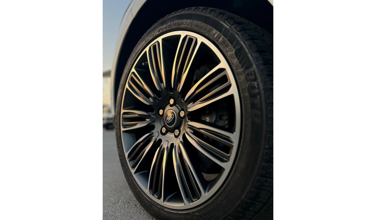لاند روفر رانج روفر فوج HSE Range Rover Vogue Supercharged 2019 gcc