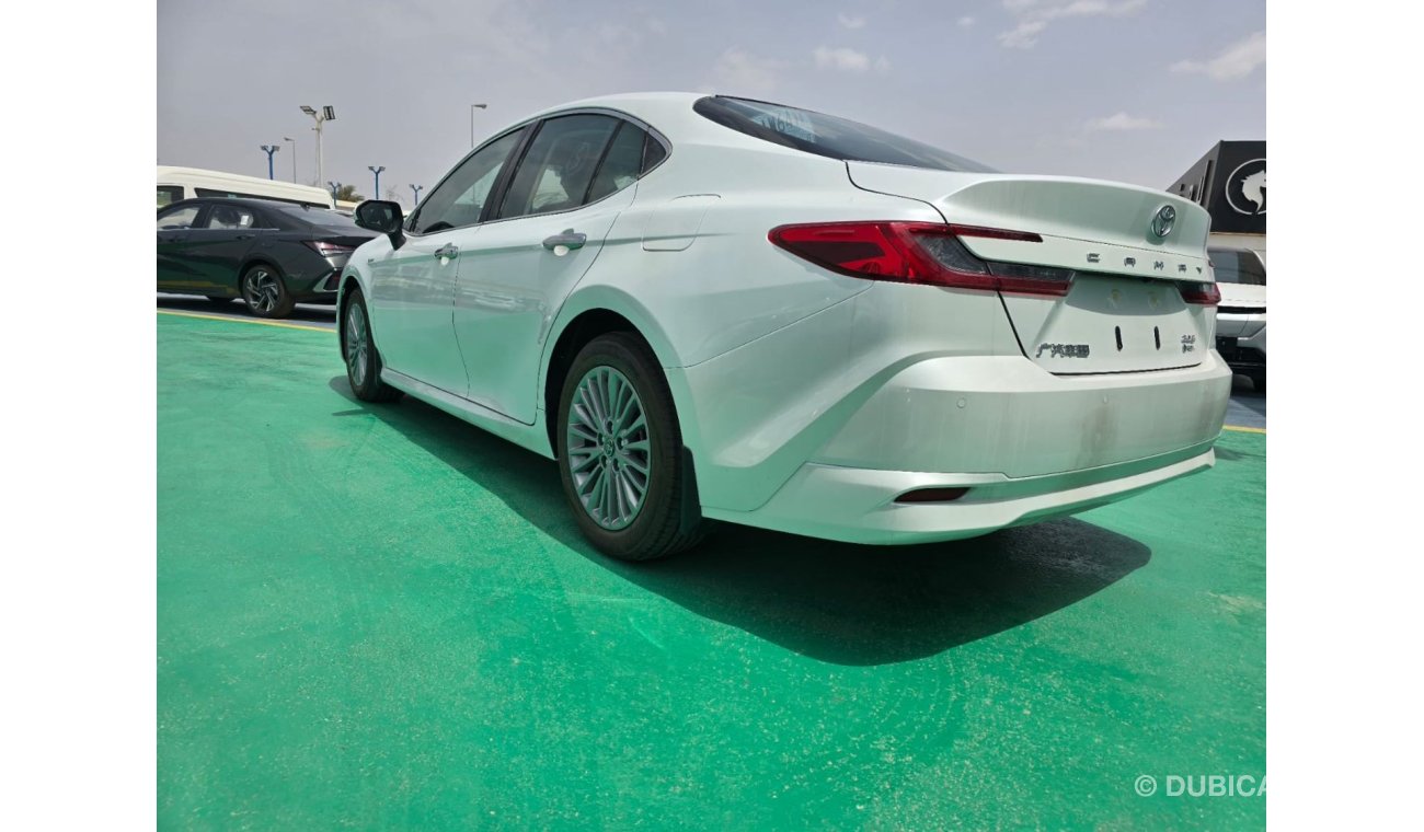 تويوتا كامري 2.0L HYBRID 2024