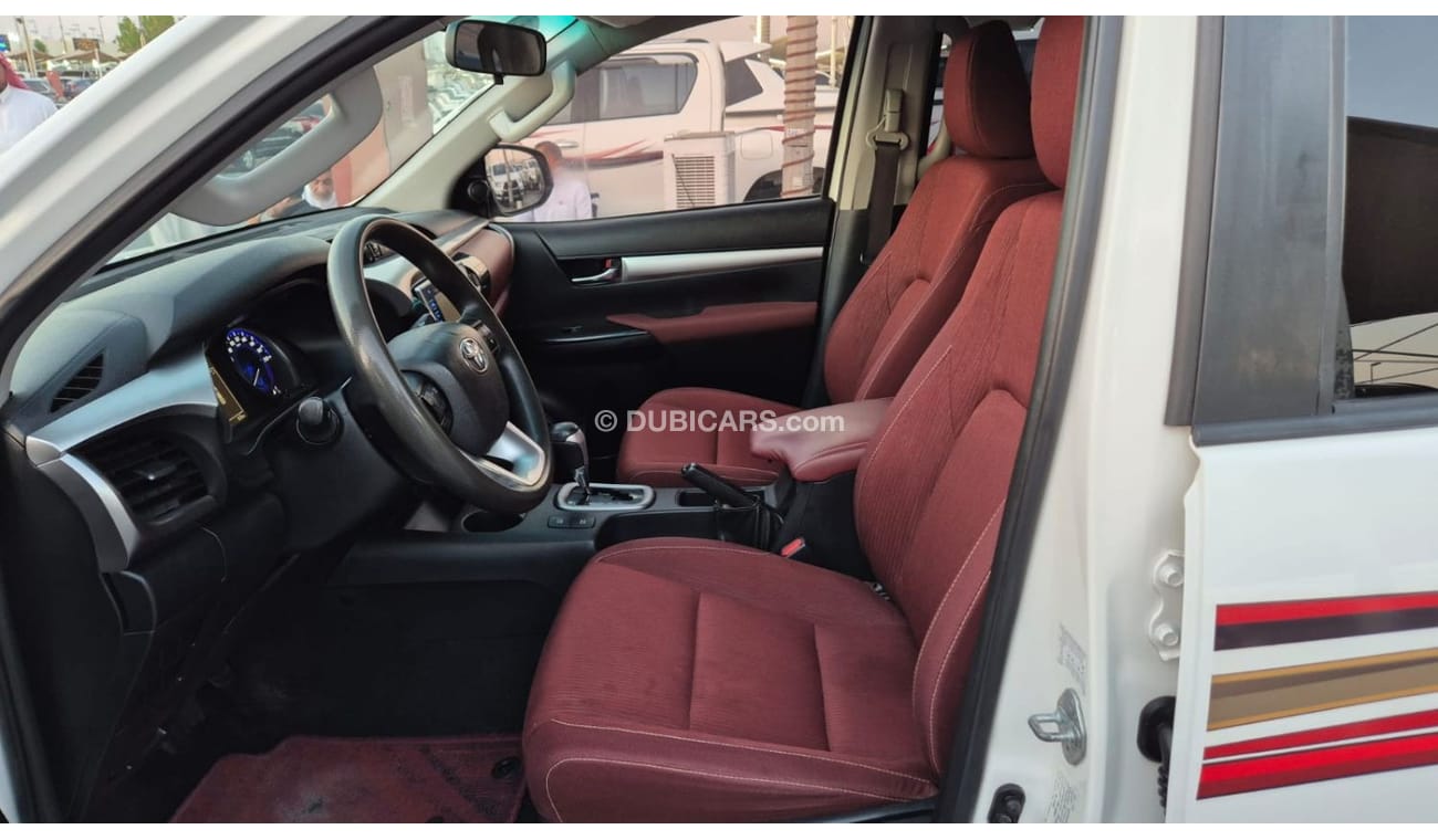 تويوتا هيلوكس Toyota Hilux 2016 GL 2.7L Double Cab Utility 4WD clean car no any work required just buy and drive a