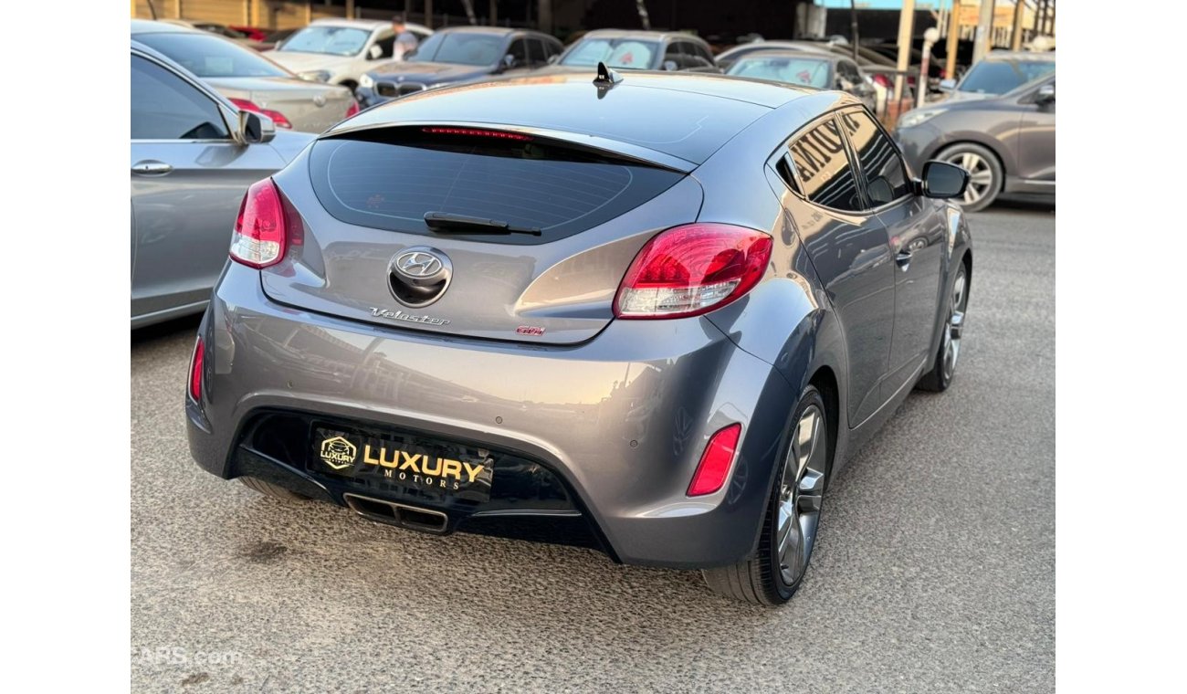 Hyundai Veloster Sport