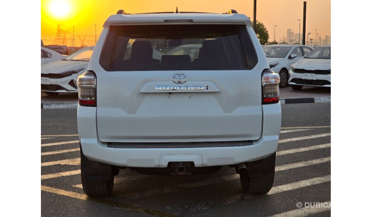 Toyota 4Runner 2021 model Full option 4x4 , sunroof and Push button