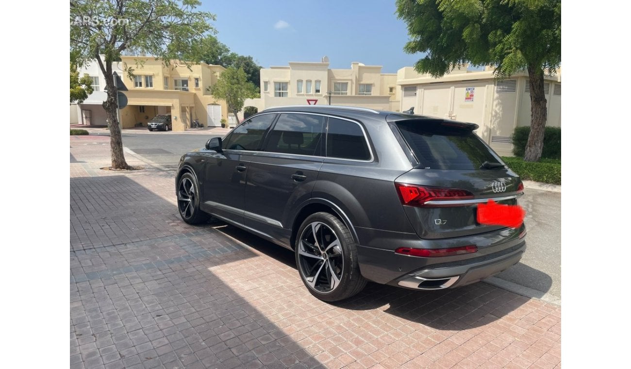 Audi Q7 55 TFSI quattro S-Line 3.0L