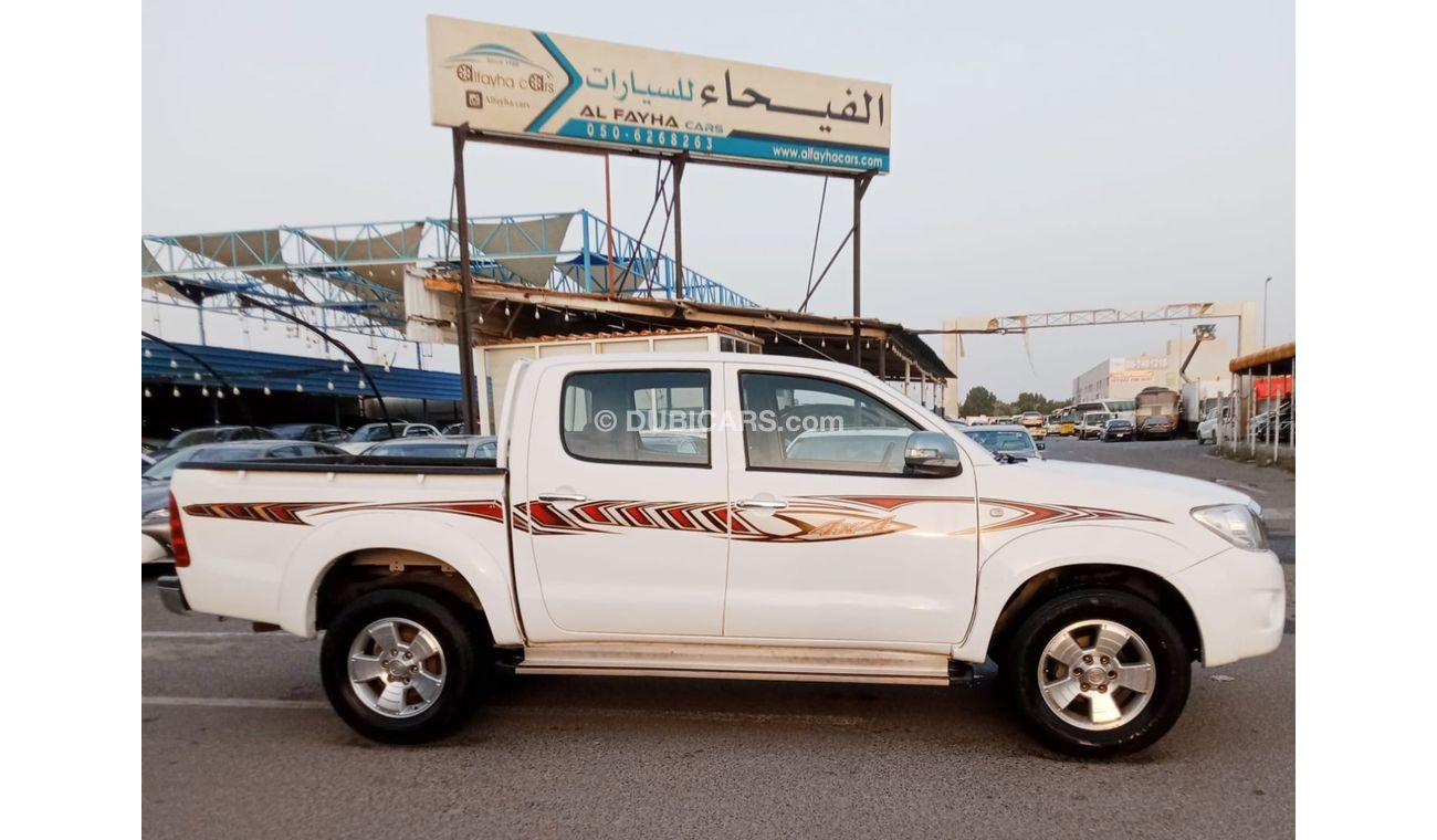 Toyota Hilux Toyota Hilux 4X4 V4 2.7L Model 2011