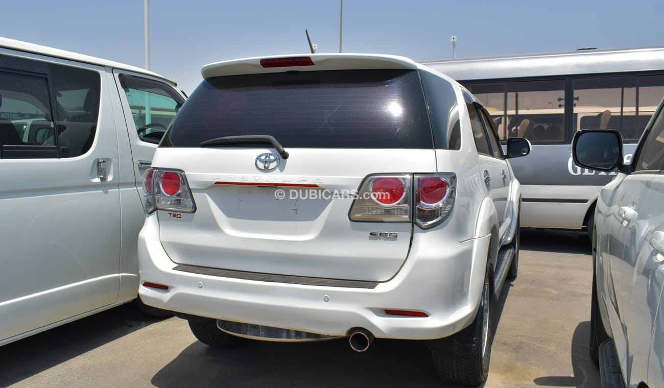 Toyota Fortuner TRD SR5