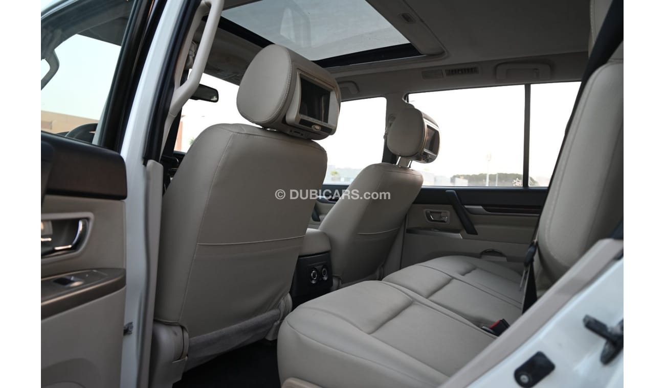 ميتسوبيشي باجيرو 0% DP - ORIGNAL PAINT - MITSUBISHI PAJERO GLS 4WD 2016 - FIRST OWNER - FULL OPTION