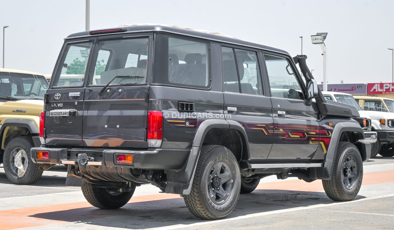 Toyota Land Cruiser LX V8