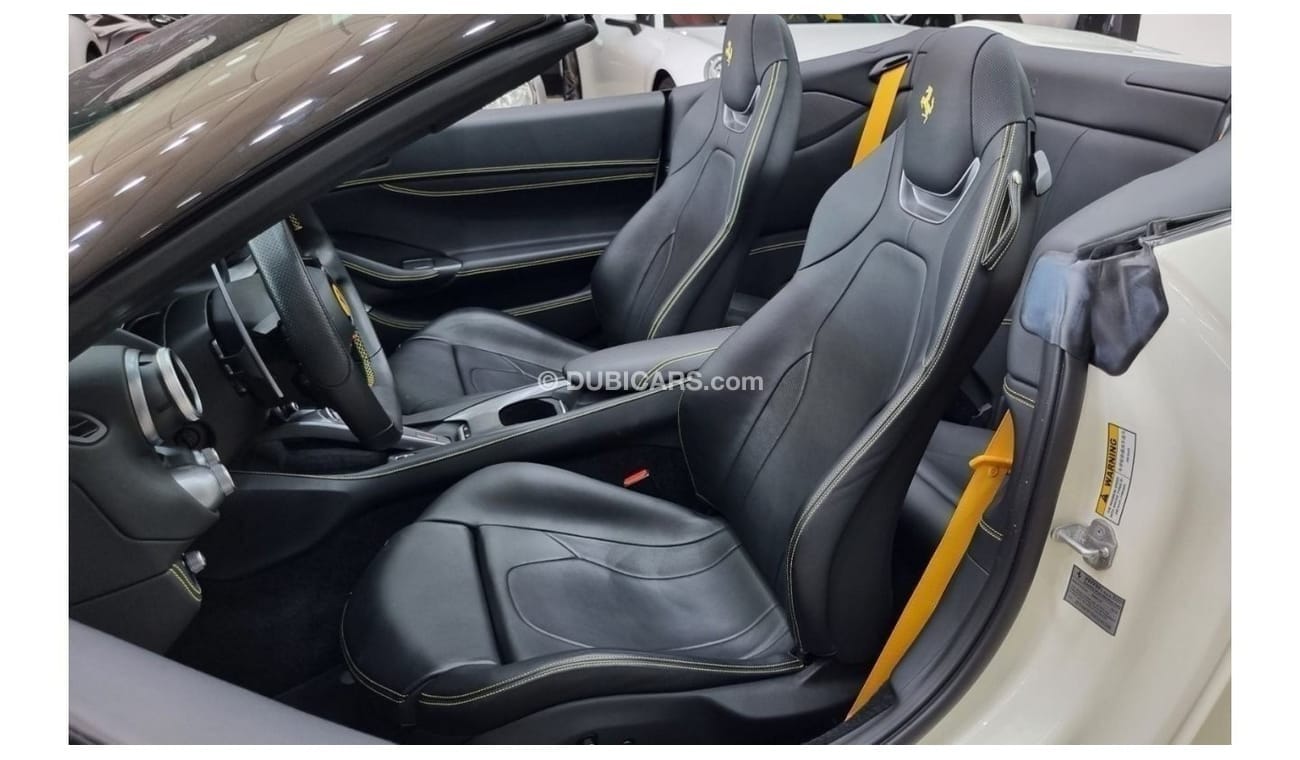 Ferrari Portofino FERRARI PORTOFINO 2019 GCC WITH ONLY 16K KM UNDER ALTAYER SERVICE CONTRACT