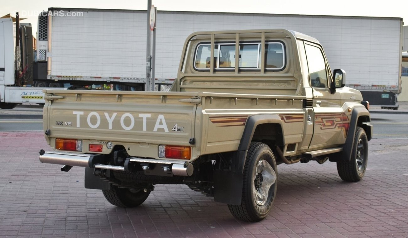 تويوتا لاند كروزر بيك آب LC79 Pickup 4.0L A/T Petrol 2024 Model Full Option