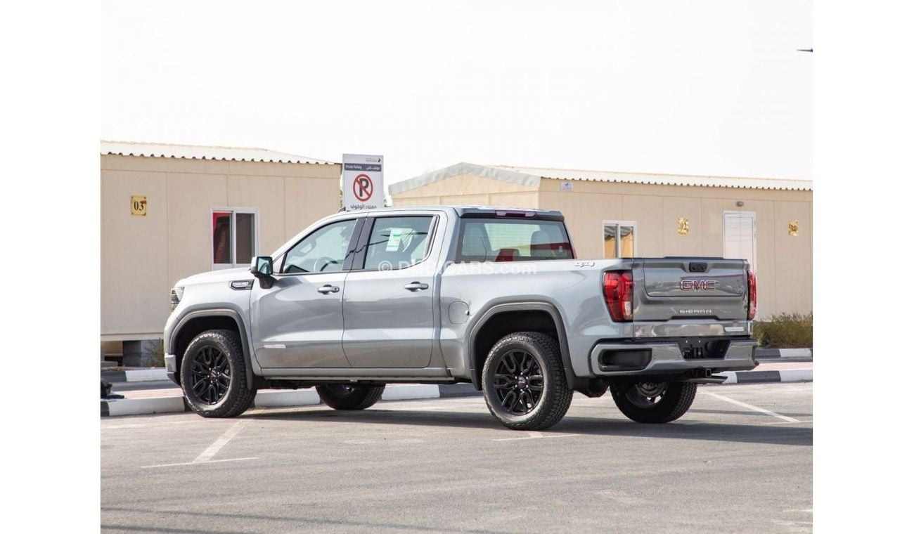 GMC Sierra 4WD Elevation/CrewCab/GCC/2024. For Export