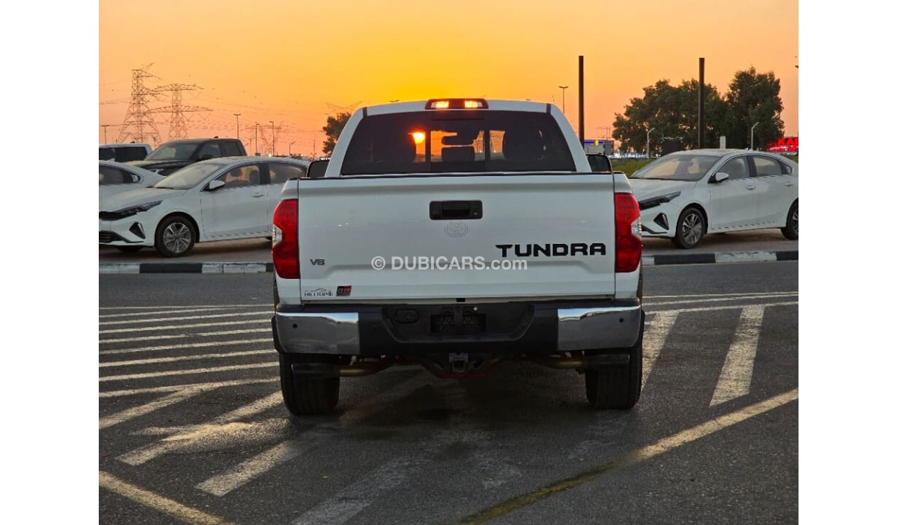 Toyota Tundra 2019 Model 4x4 , leather seats and with spacial interior