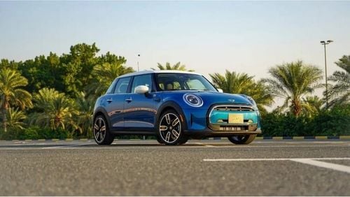 Mini Cooper 3years warranty, 2 years free service, free registration, contact number 0507273386