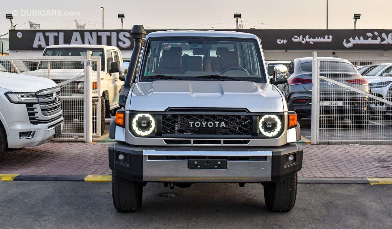 Toyota Land Cruiser Hard Top 4.0L V6  A/T