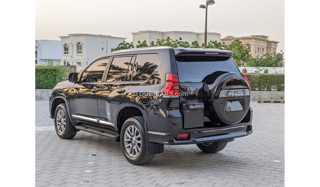 تويوتا برادو Toyota prado 2020 VXL V4 2.7 fuel petrol Excellent condition