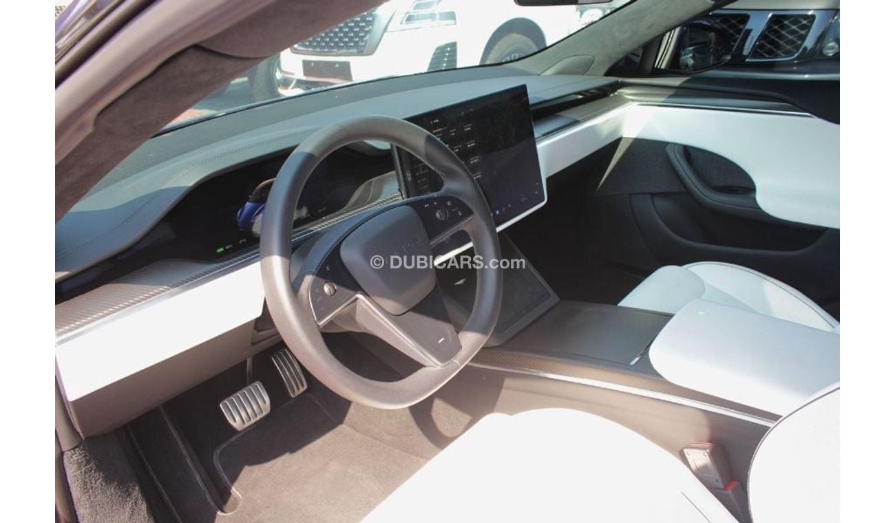 Tesla Model S PLAID,GCC