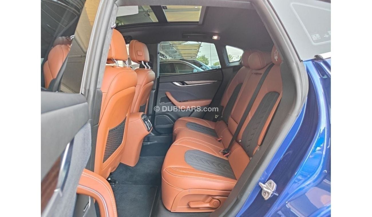 مازيراتي ليفونت AED 2,700 P.M | 2019 MASERATI LEVANTE  Q4 GRANLUSSO | UNDER WARRANTY | GCC | PANORAMIC VIEW