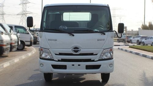 هينو 300 HINO 300 XZU 710L 6.5 TON 300S WIDE CAB 4X2