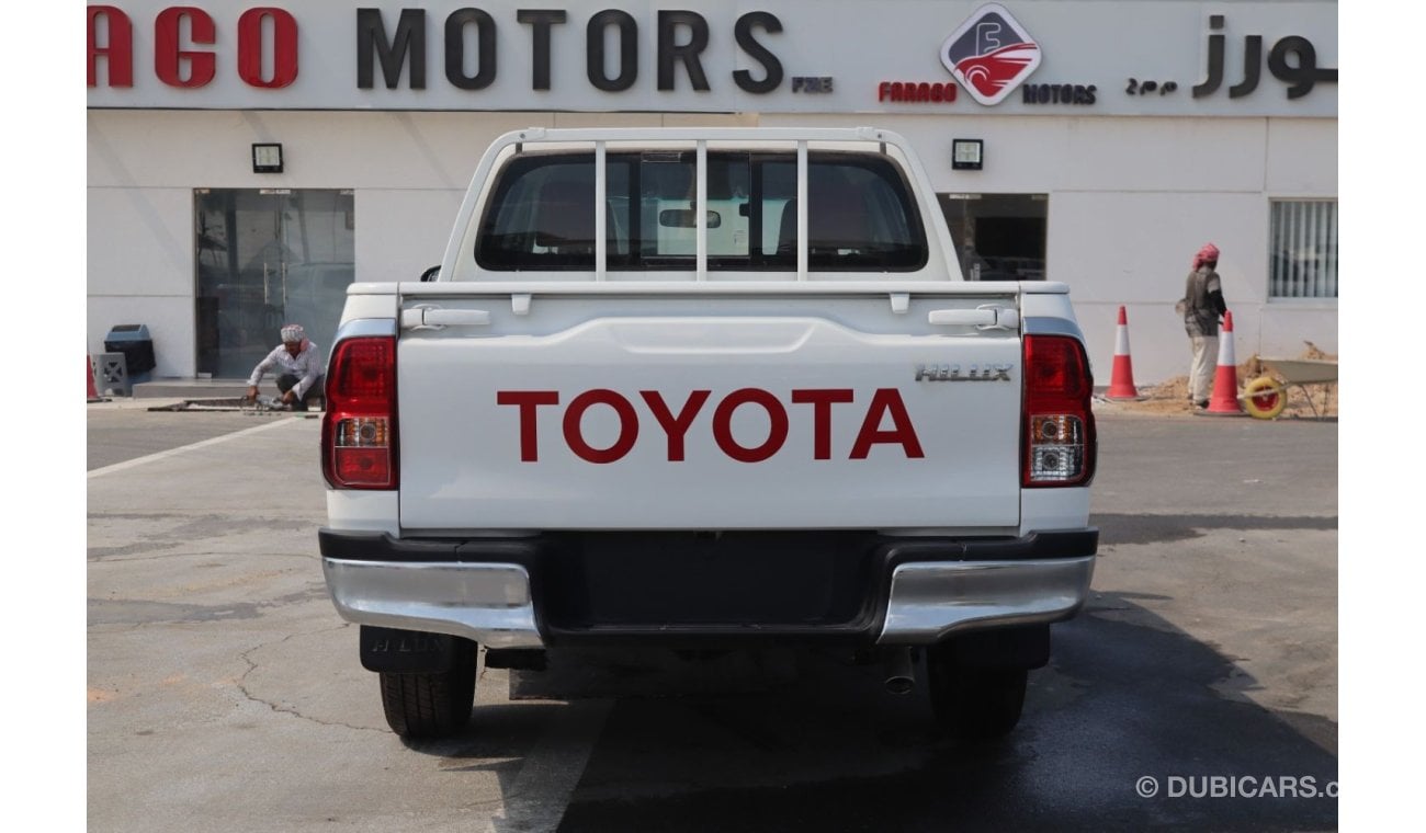 Toyota Hilux 2024 TOYOTA HILUX 2.0 PETROL 4X2 M/T **EXPORT ONLY**التصدير فقط خارج الخليج**