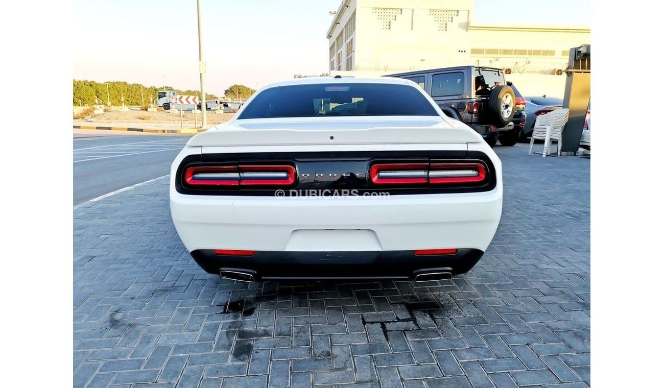 Dodge Challenger Dodge Challenger - 2015 - White