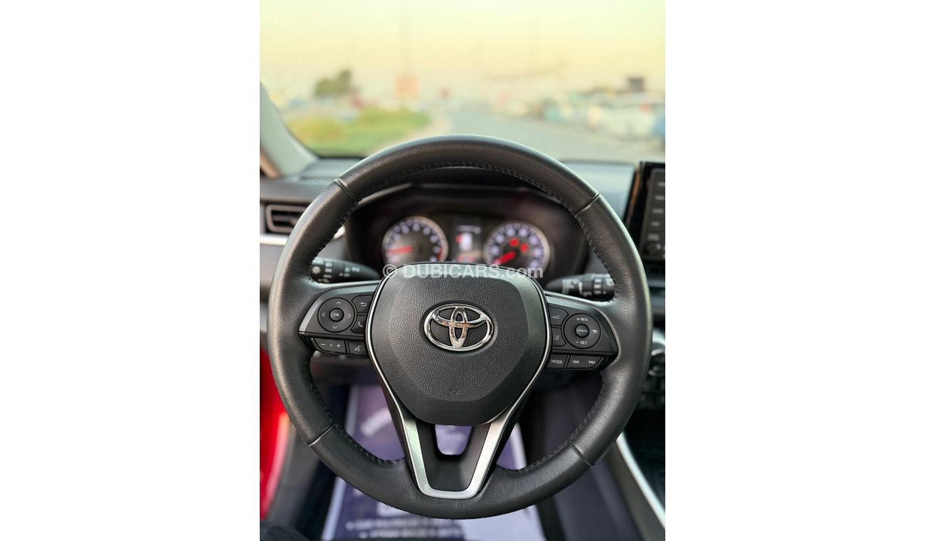 تويوتا راف ٤ TOYOTA RAV4 XLE Full Option