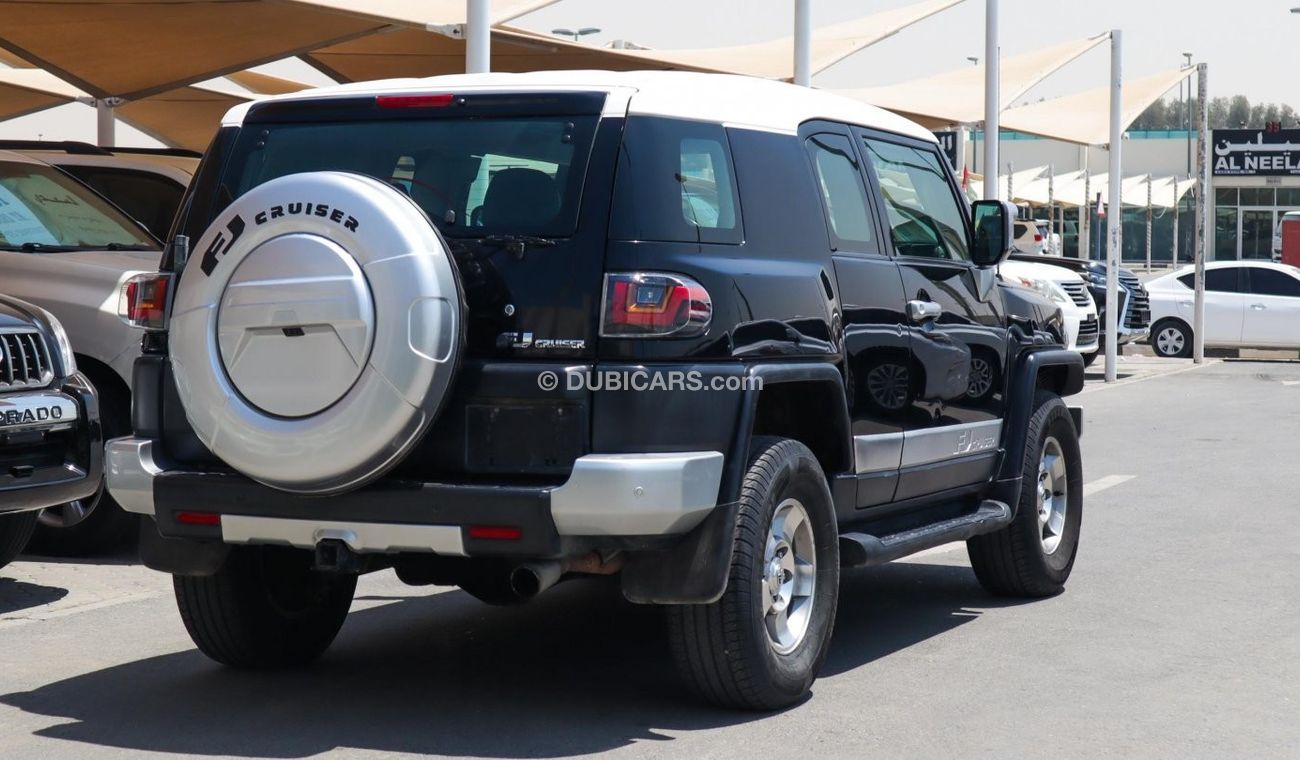 Toyota FJ Cruiser