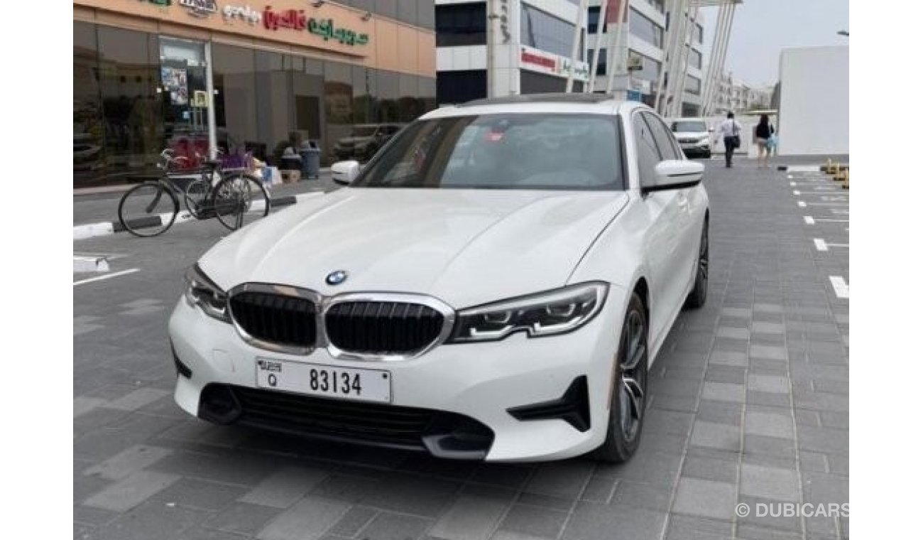 بي أم دبليو 330i