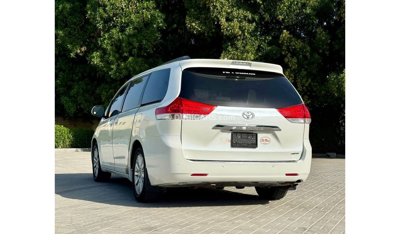 Toyota Sienna In excellent condition