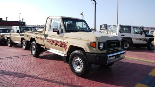 Toyota Land Cruiser Pick Up TOYOTA LC PICKUP SINGLE CABIN 4.0L PETROL V6 MODEL 2024 DOUBLE TANK BASIC OPTION