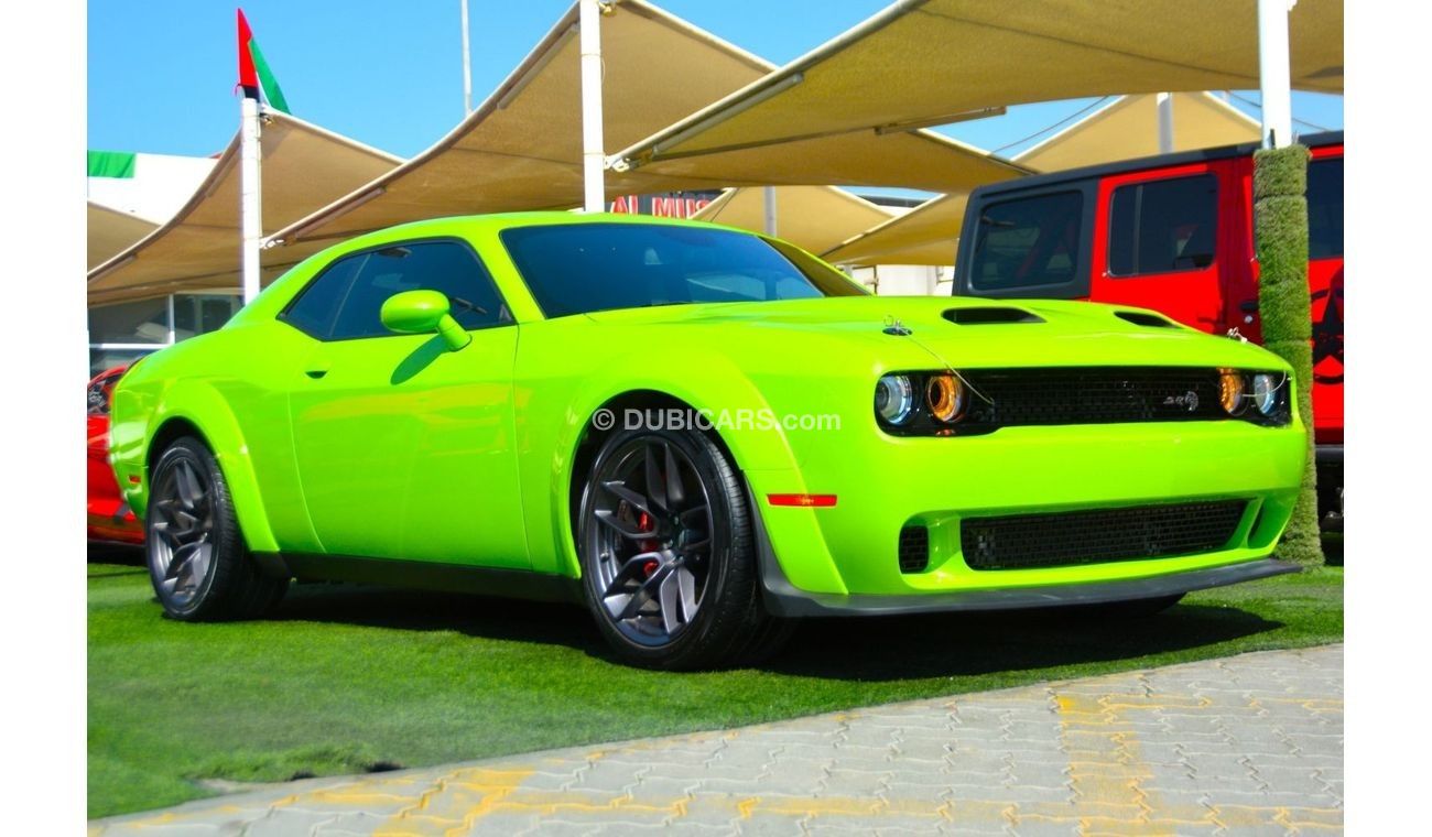 Dodge Challenger Scat Pack 6.4L (485 HP) NICE COLAR CLEAN CAR AND VERY GOOD CONDITION