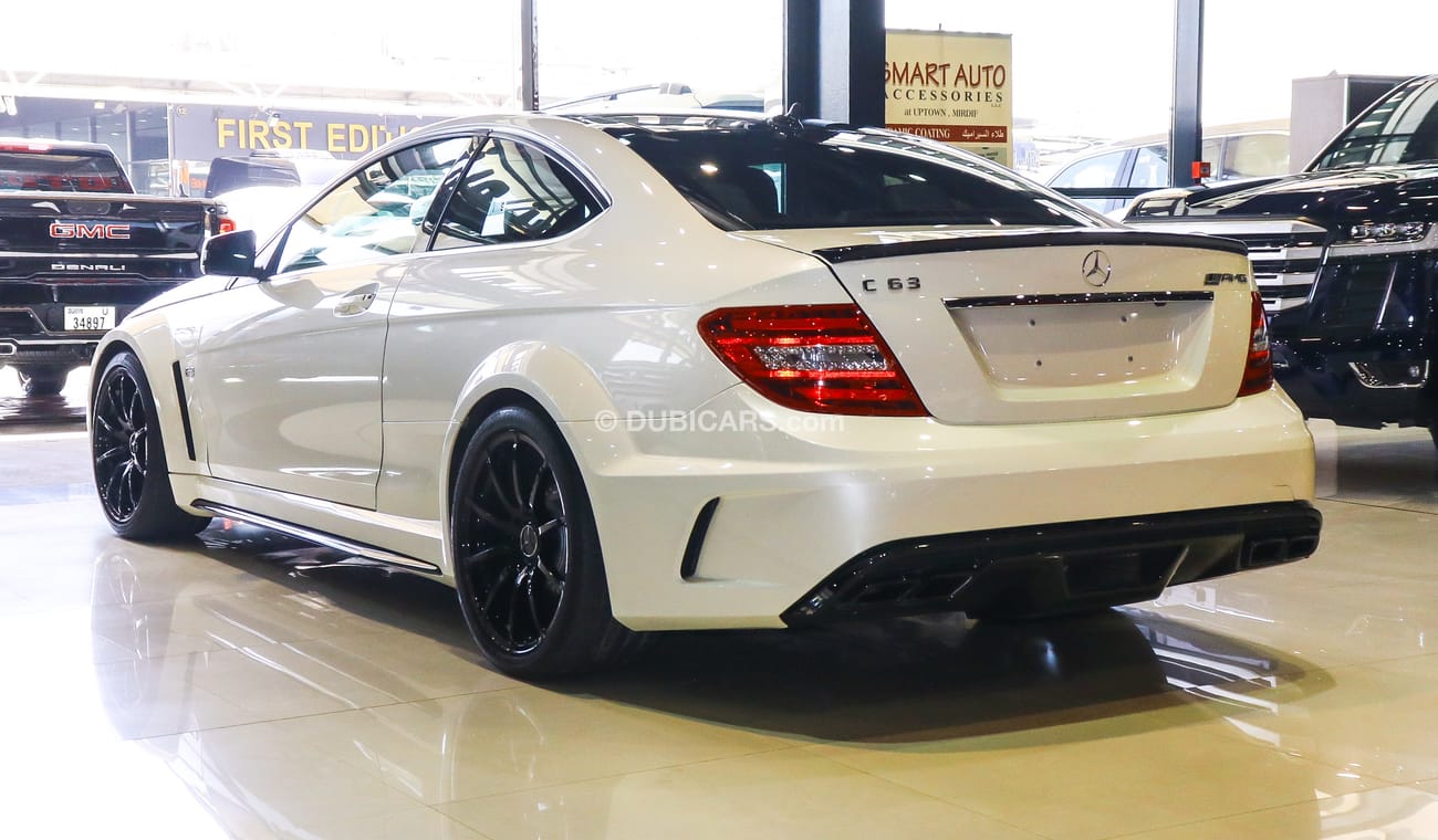 Mercedes-Benz C 63 Coupe Black Series