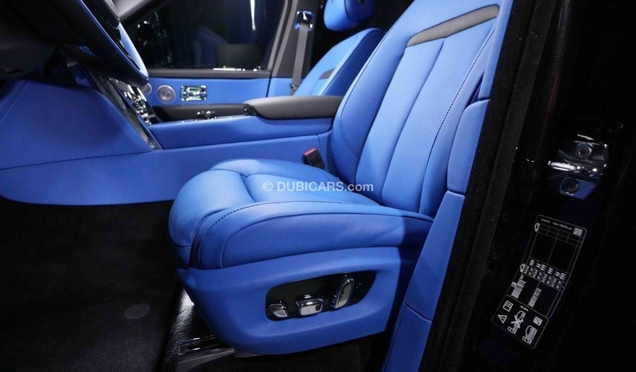 رولز رويس كولينان Black Badge Kit | Brand New | 2024 | Diamond Black | Interior Cobalto Blue