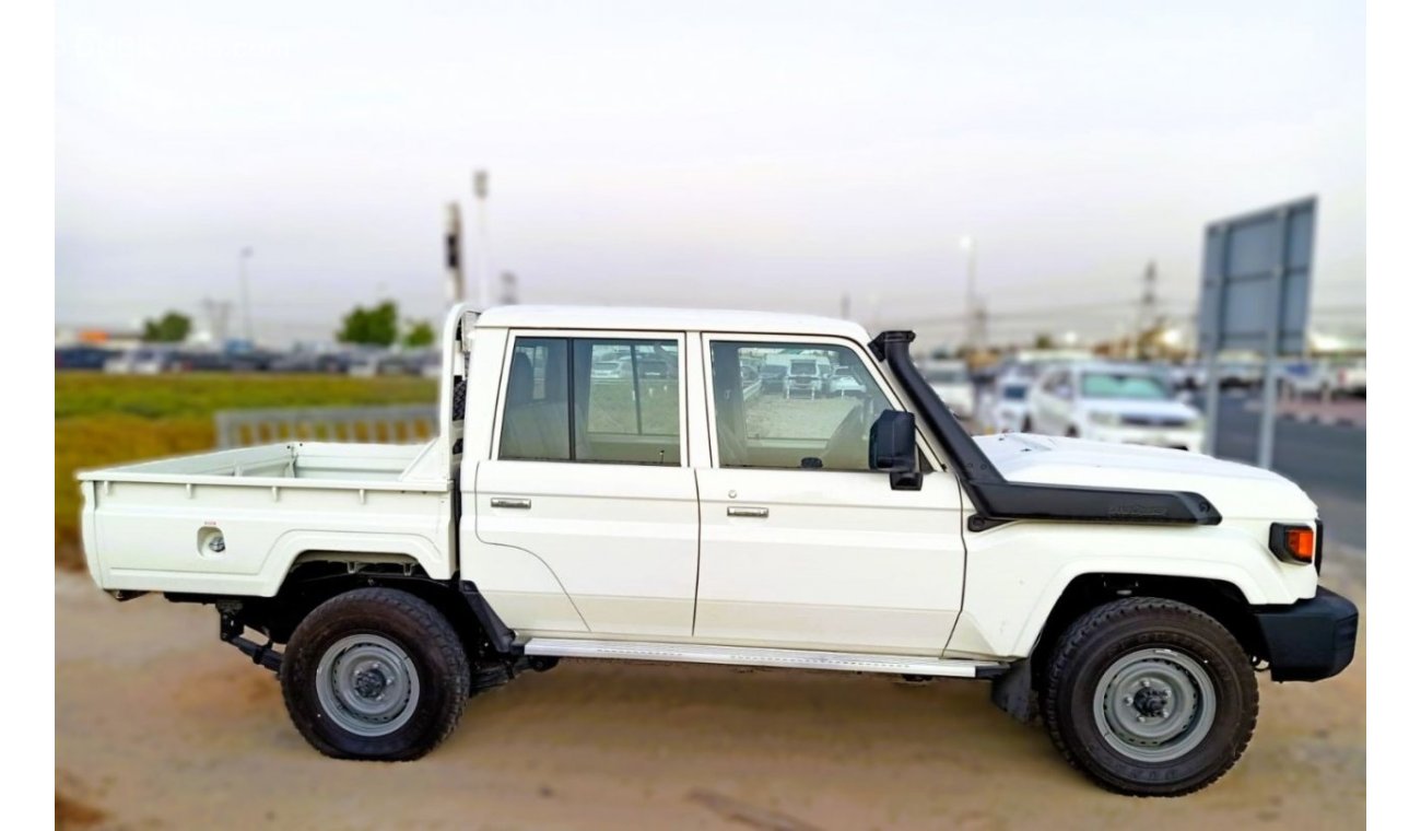 تويوتا لاند كروزر بيك آب Toyota land Cruiser pickup Double cabin Diesel  4.2L 6V M/T 4*4 basic 2024