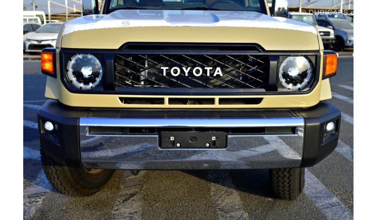 تويوتا لاند كروزر بيك آب 79 Single Cab DX V6 4.0L Petrol Automatic