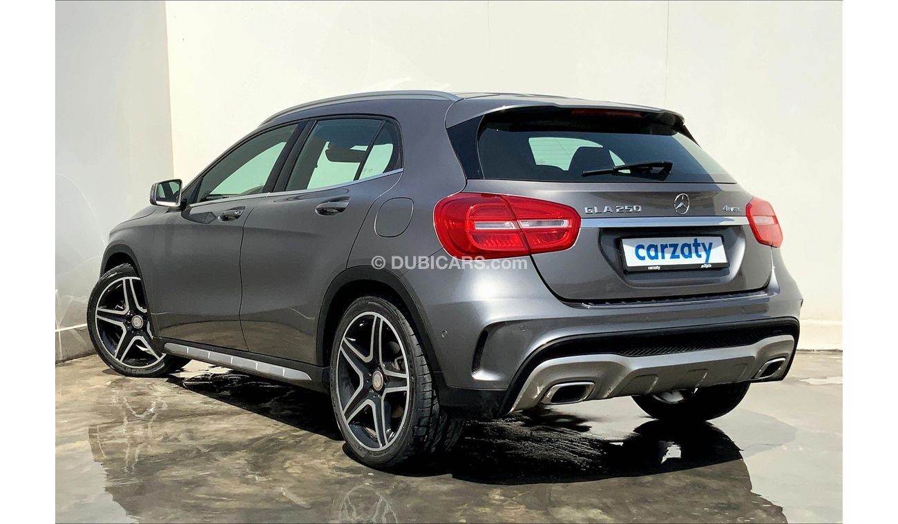 Mercedes-Benz GLA 250 High (AMG Seats + Sunroof)