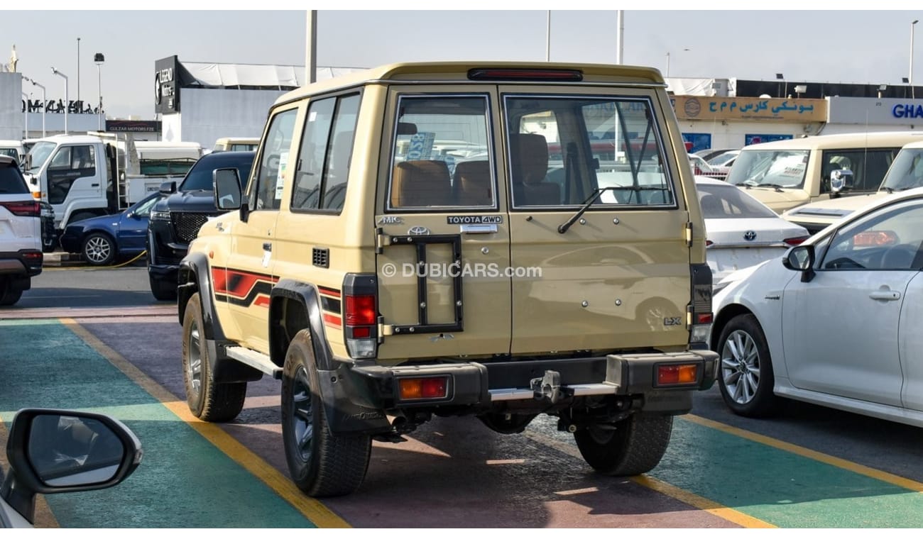 Toyota Land Cruiser Hard Top 4.0L V6 Petrol