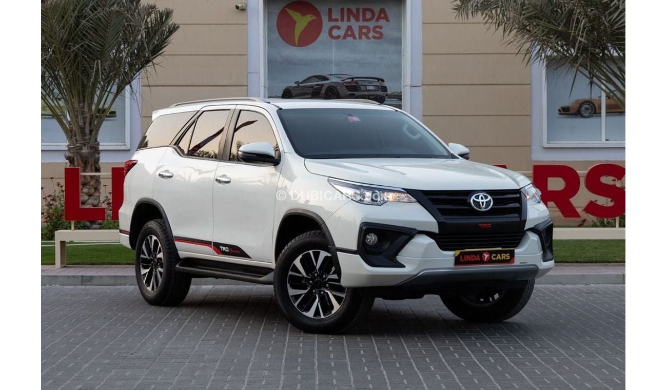 تويوتا فورتونر Toyota Fortuner TRD Sportivo 2018 GCC (LOW MILEAGE) under Warranty with Flexible Down-Payment.