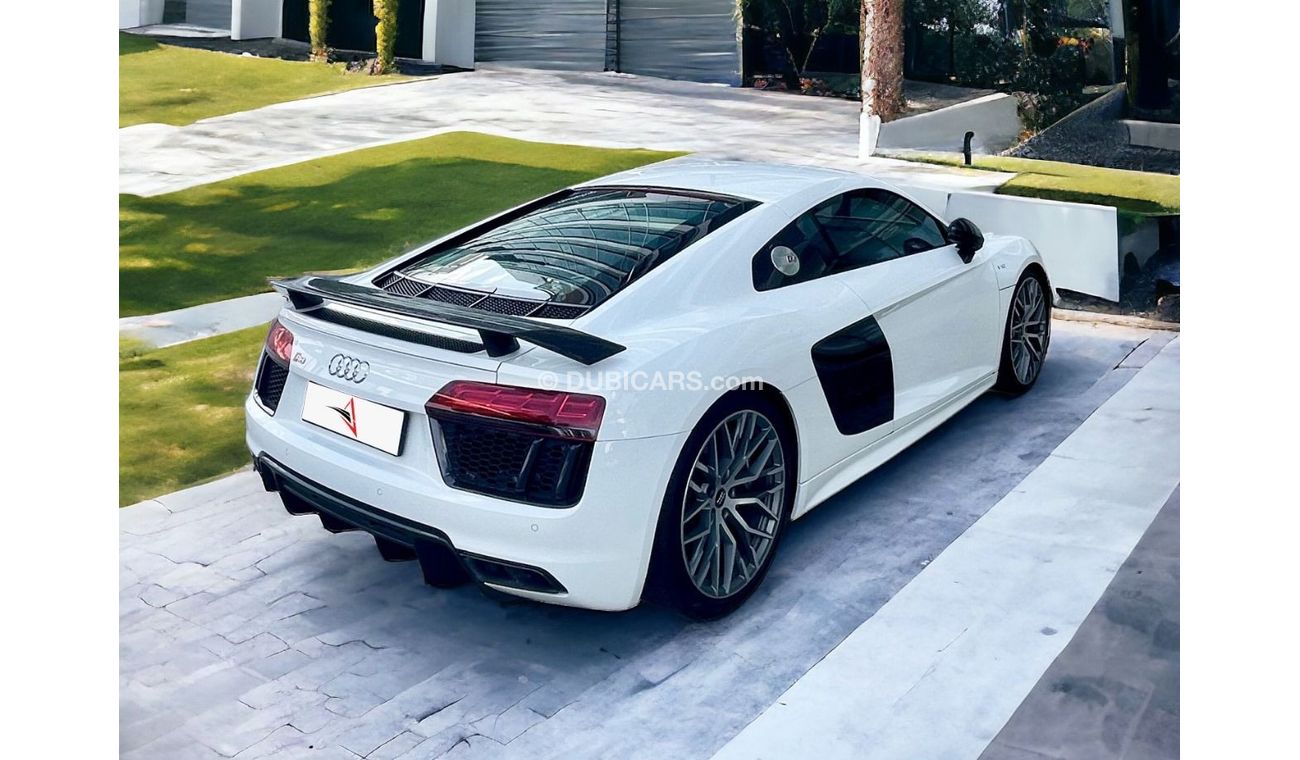 أودي R8 V10 بلس